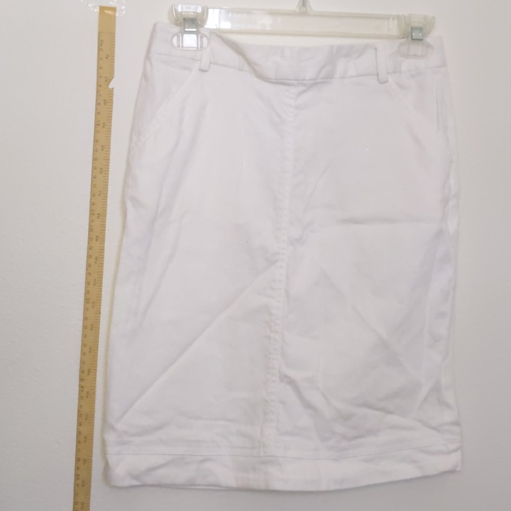 Paper dolls white skirt size small